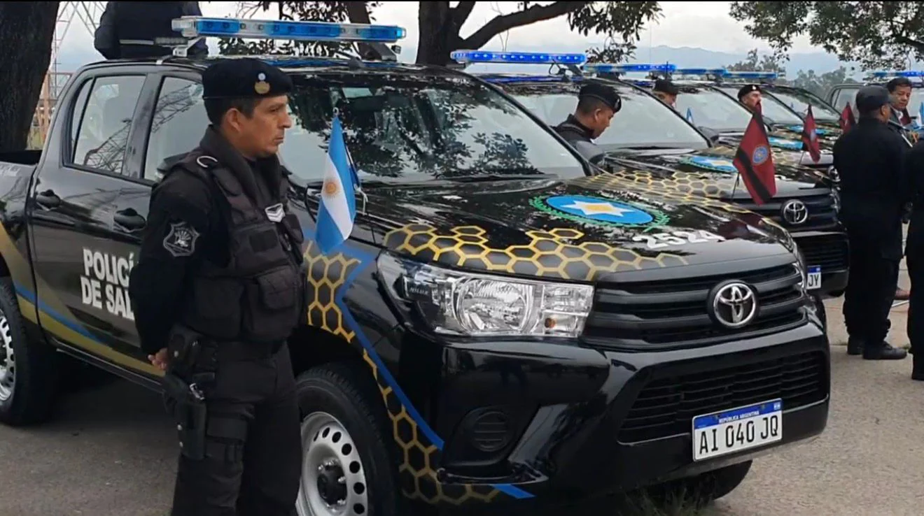 Policia de Salta nuevas camionetas