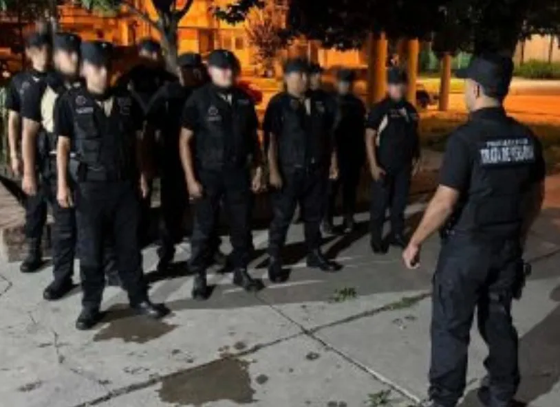 policias