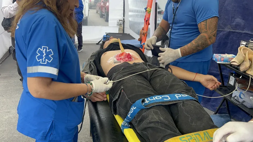 simulacro de sismo heridos