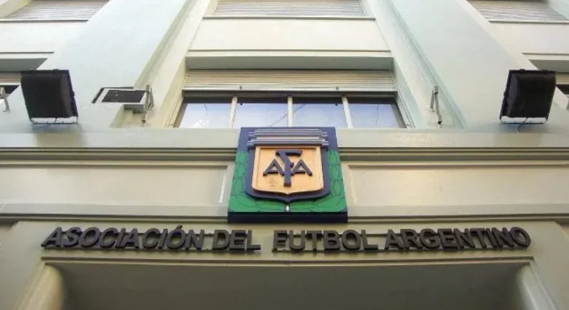 Captura de pantalla 2026-02-25 232215